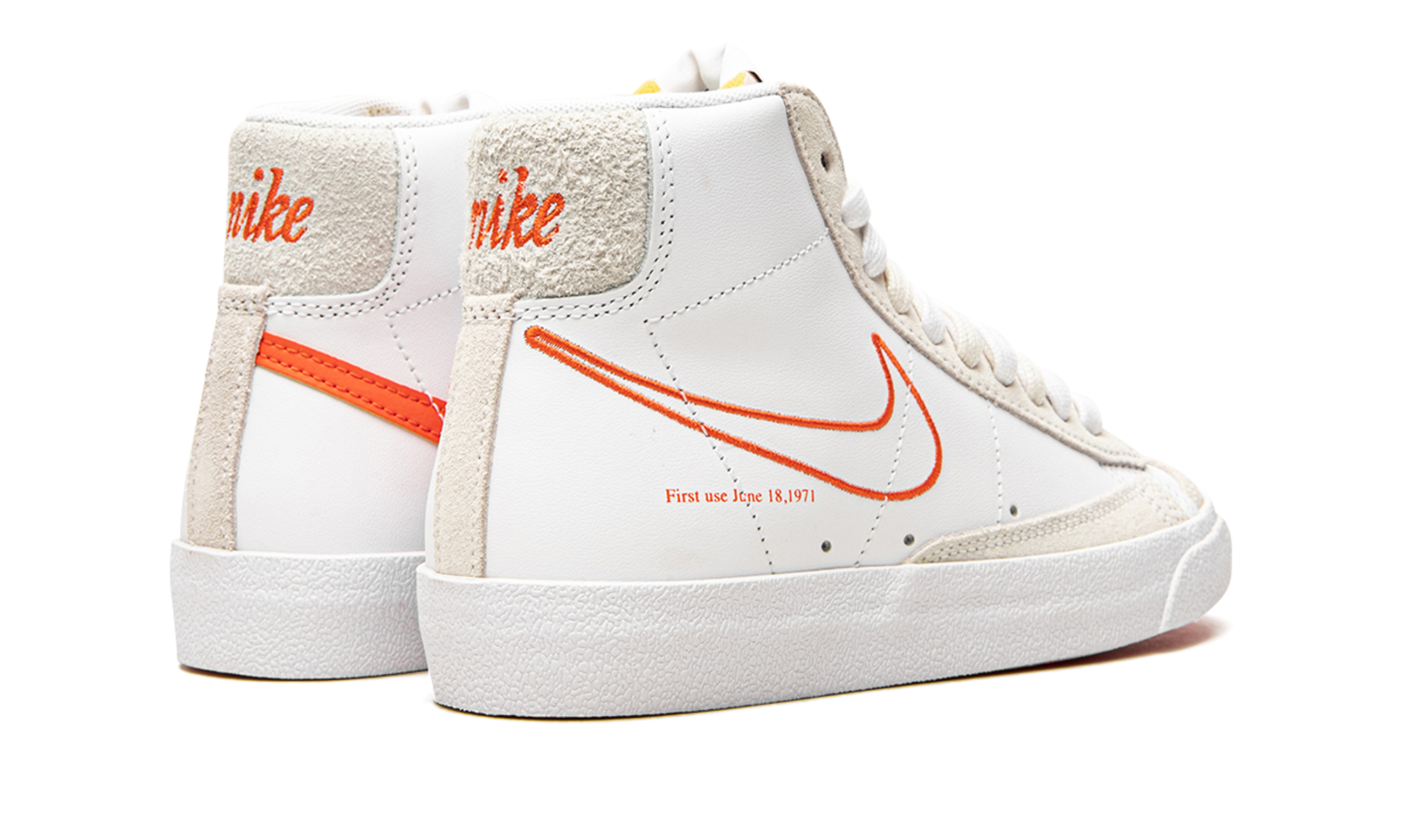 BLAZER MID 77 SE WMNS"First Use" DH6757 100