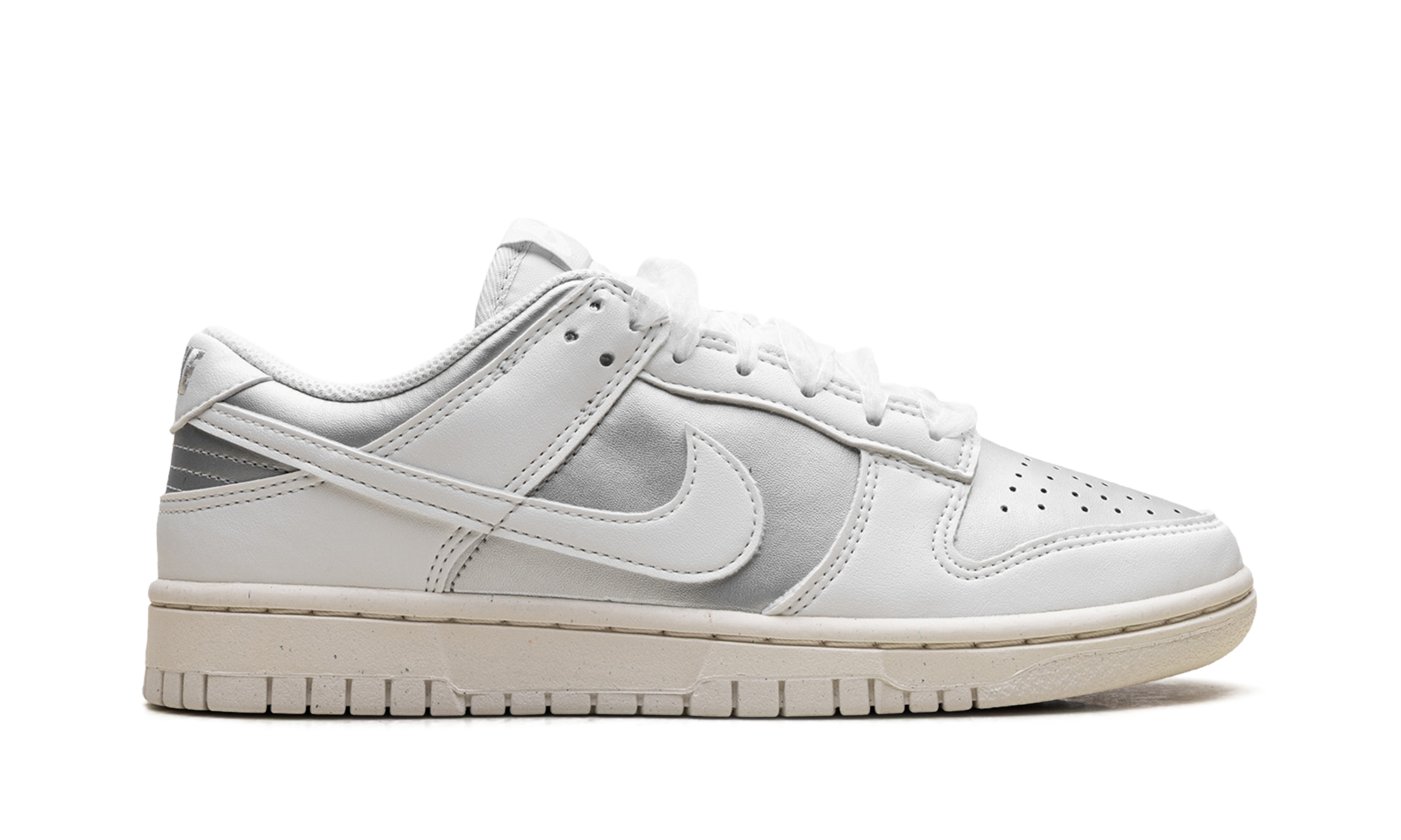 Dunk Low Next Nature WMNS"Sheer Lace Pack - Metallic Platinum" IB7311 001