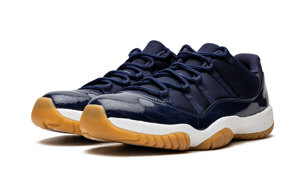 11 Retro Low "Navy/Gum" 528895 405