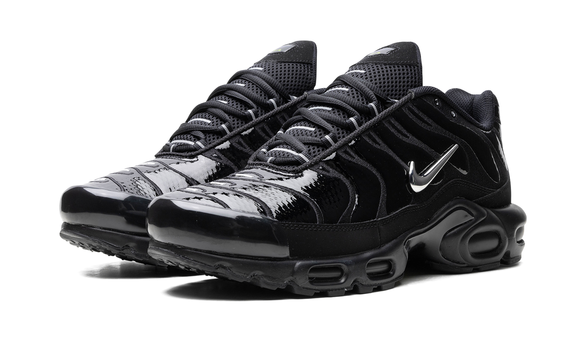 Air Max Plus "Metallic Black" FJ2591 001