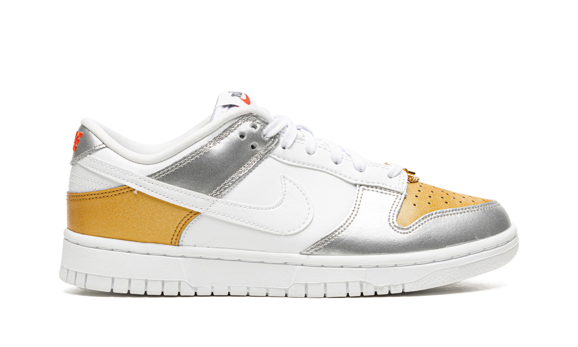 DUNK LOW WMNS"Gold White Silver" DH4403 700