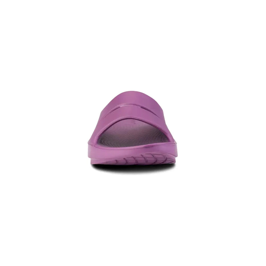 Unisex OOahh Slide Sandal in Plum