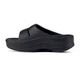 Women's OOmega OOahh Sandal in Black