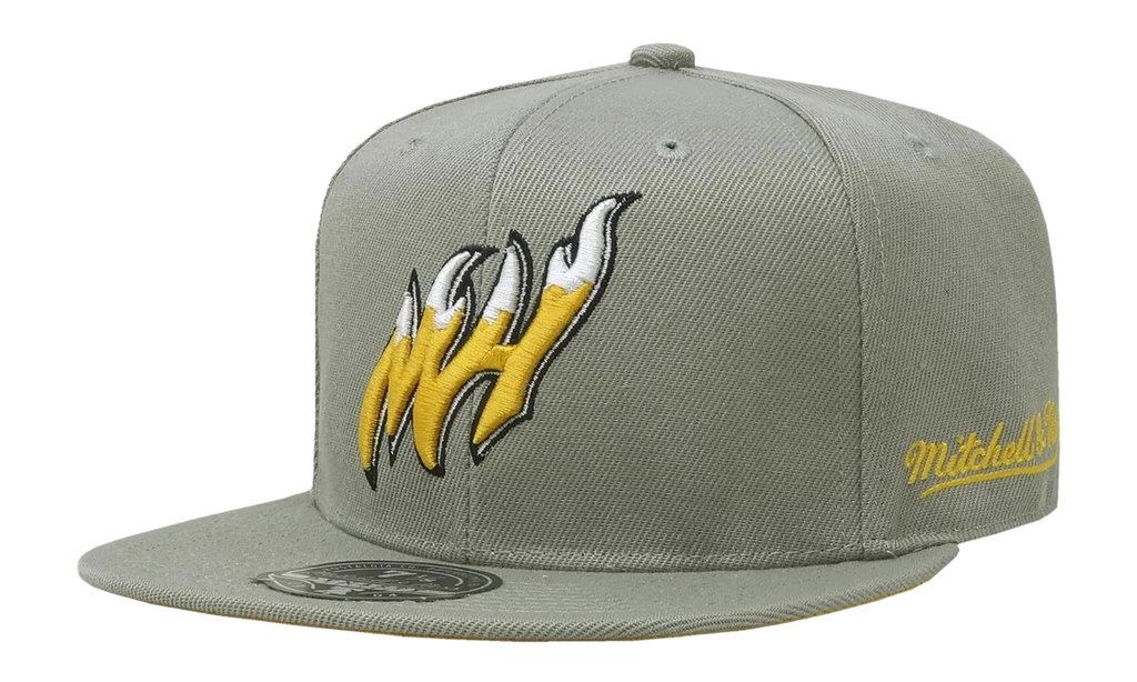 NBA Hardwood Classics Fitted Cap "Miami Heat - Sunny Gray" 6HSFDX21134 MHEGREY