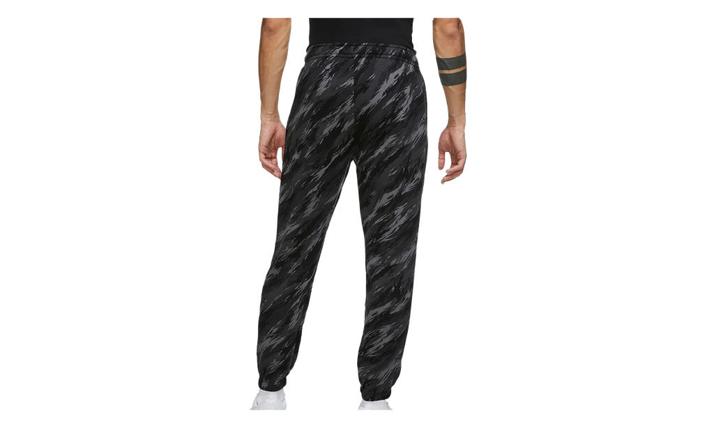 Sportswear Sport Essentials+ Club Fleece Sweatpants "Black / Orange" DD5145 010