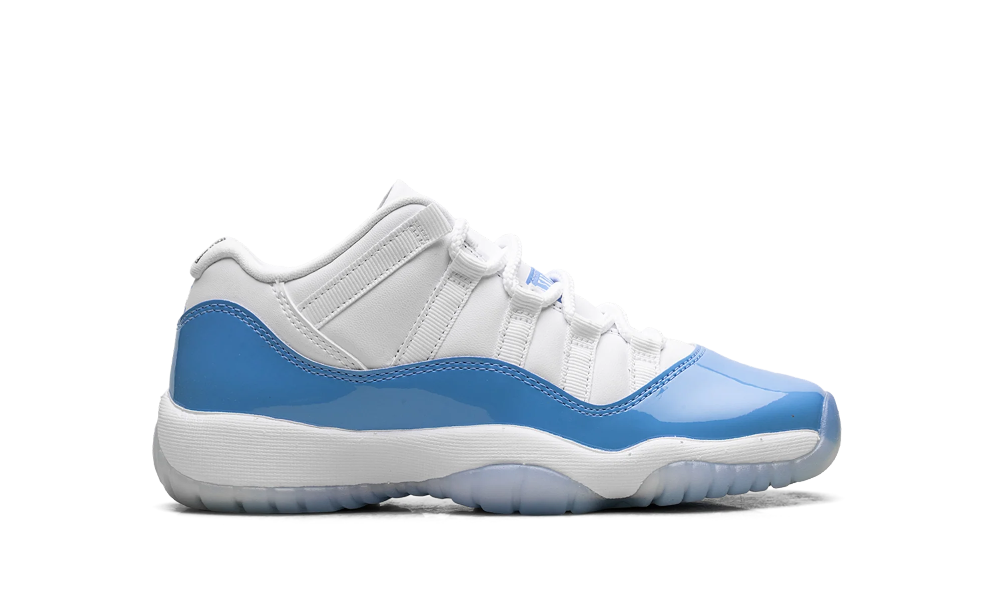 Jordan 11 Retro Low GS "University Blue (2026)" FV5121 100