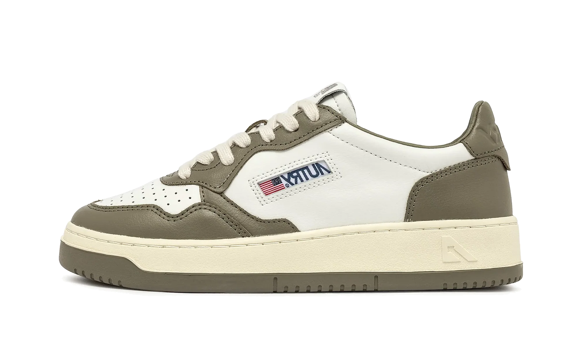 Medalist Low WMNS "White / Covert Green" AULW WB54