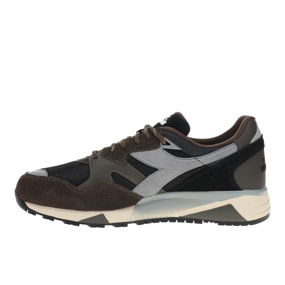 N9002 Polar Lace Up Sneakers