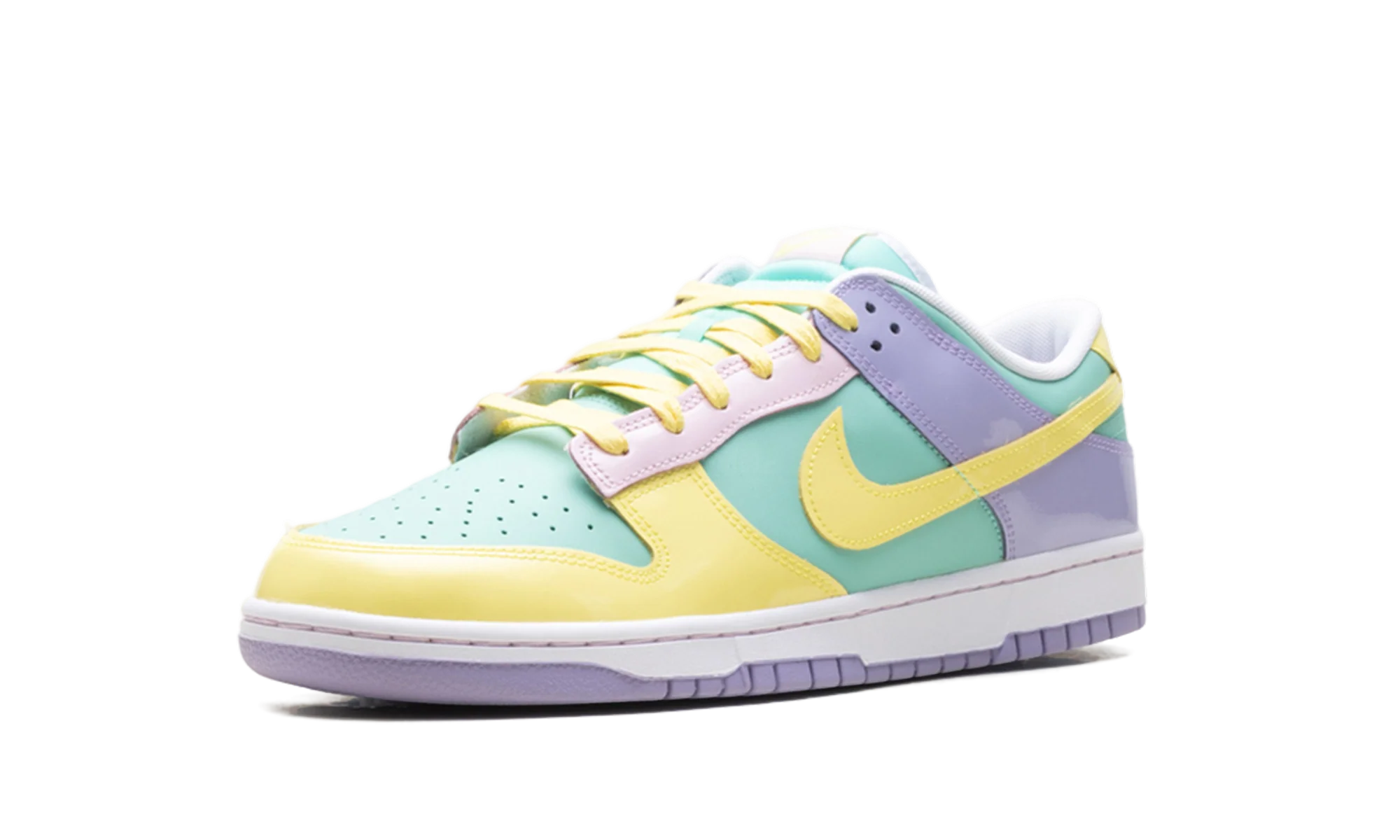 Dunk Low "Easter (2026)" IQ9404 349