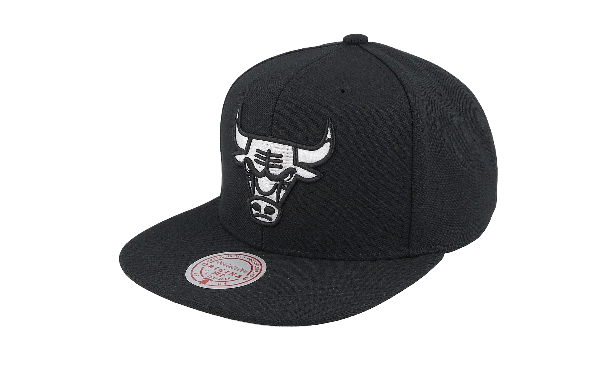 NBA Evergreen Black White Snapback Cap "Chicago Bulls - Black" HS8547 CBUBLCK
