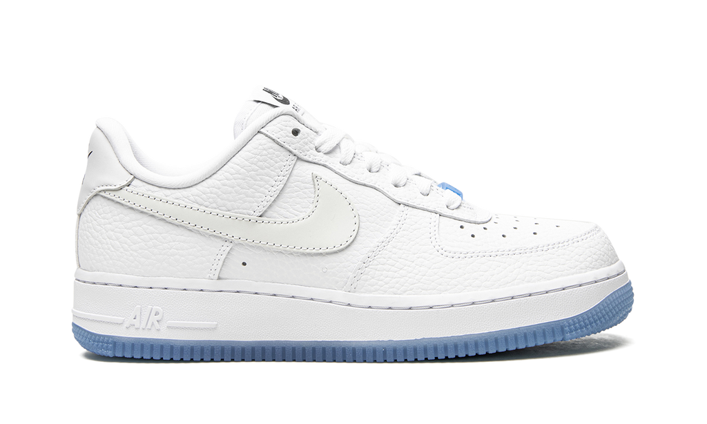 AIR FORCE 1 LO WMNS"UV Reactive Swoosh" DA8301 101