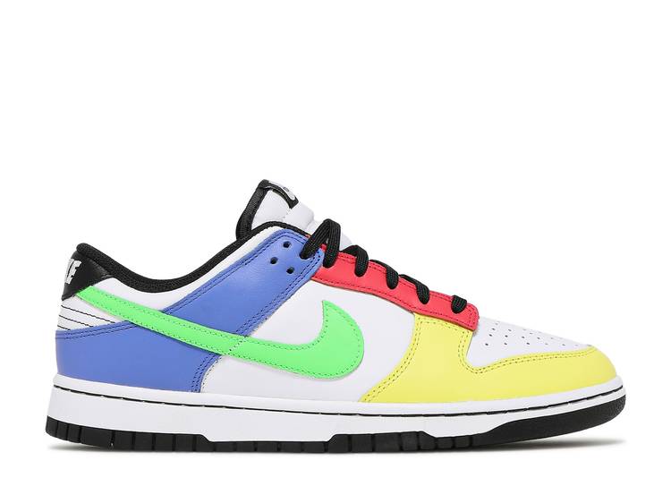 Dunk Low Green Strike (W)