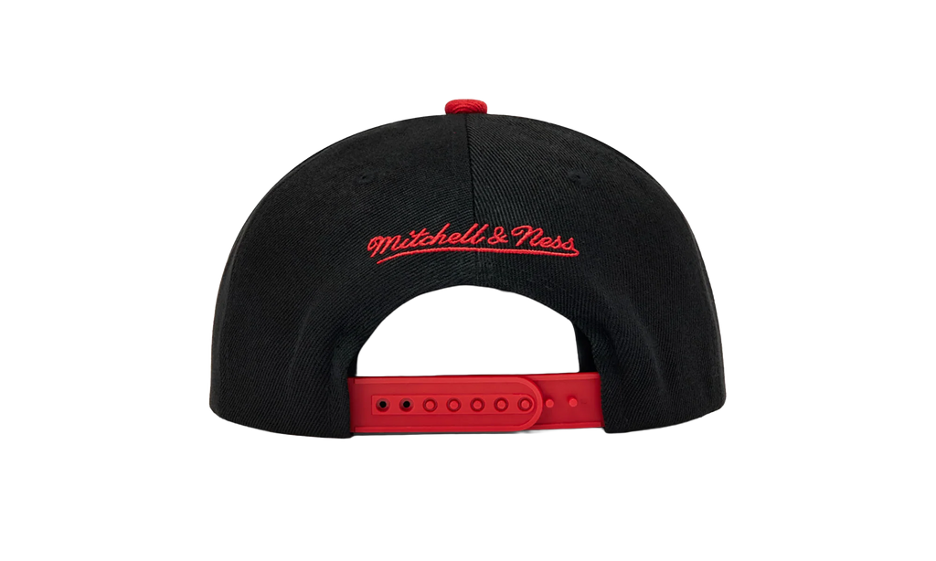 NBA Rise Up Snapback Cap "Chicago Bulls - Black" HS8507 CBUBLCK