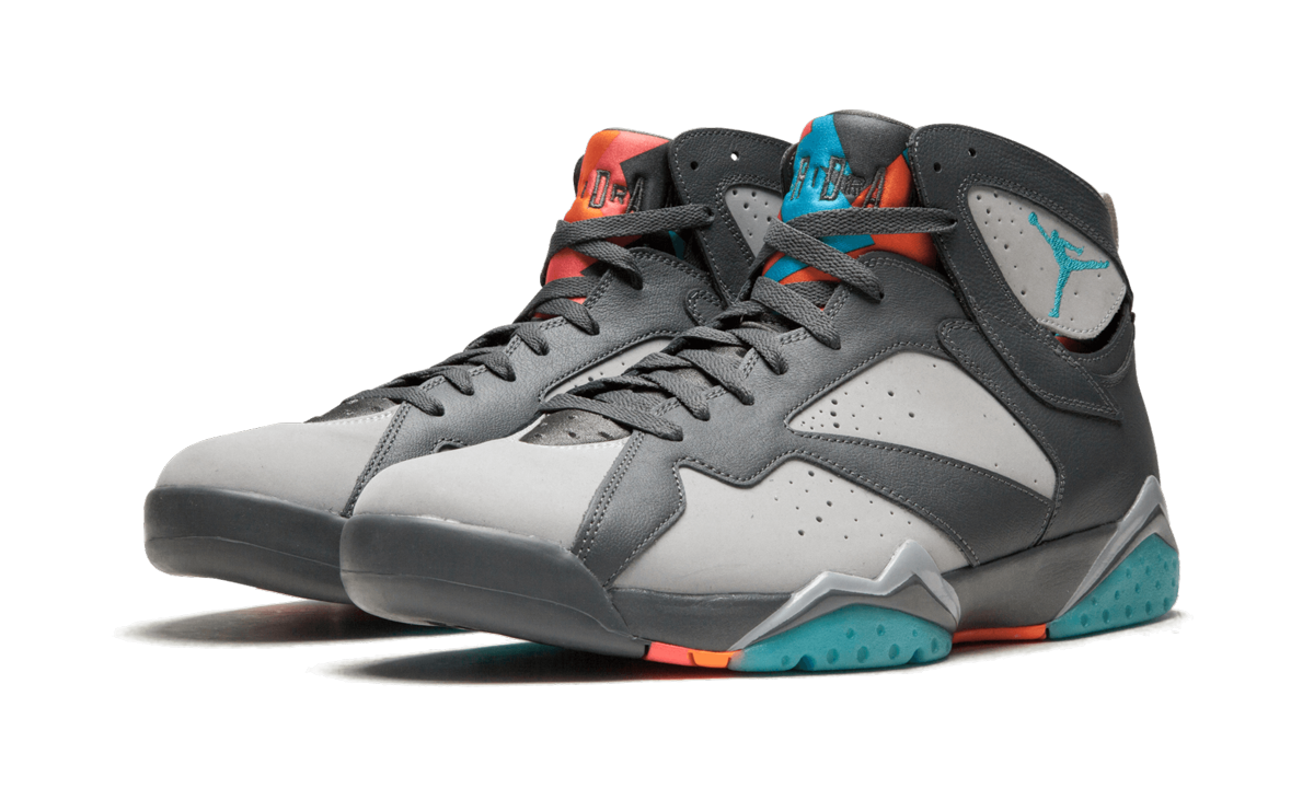 7 Retro "Barcelona Nights" 304775 016