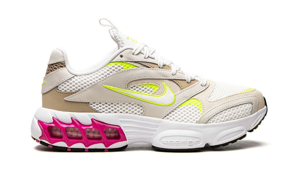WMNS Zoom Air Fire"Summit White and Total Orange" CW3876 106