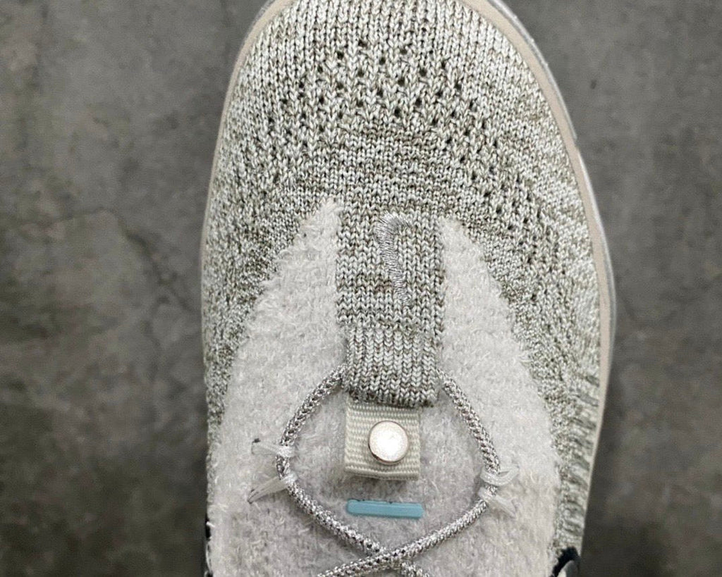 Max Scorpion White Silver