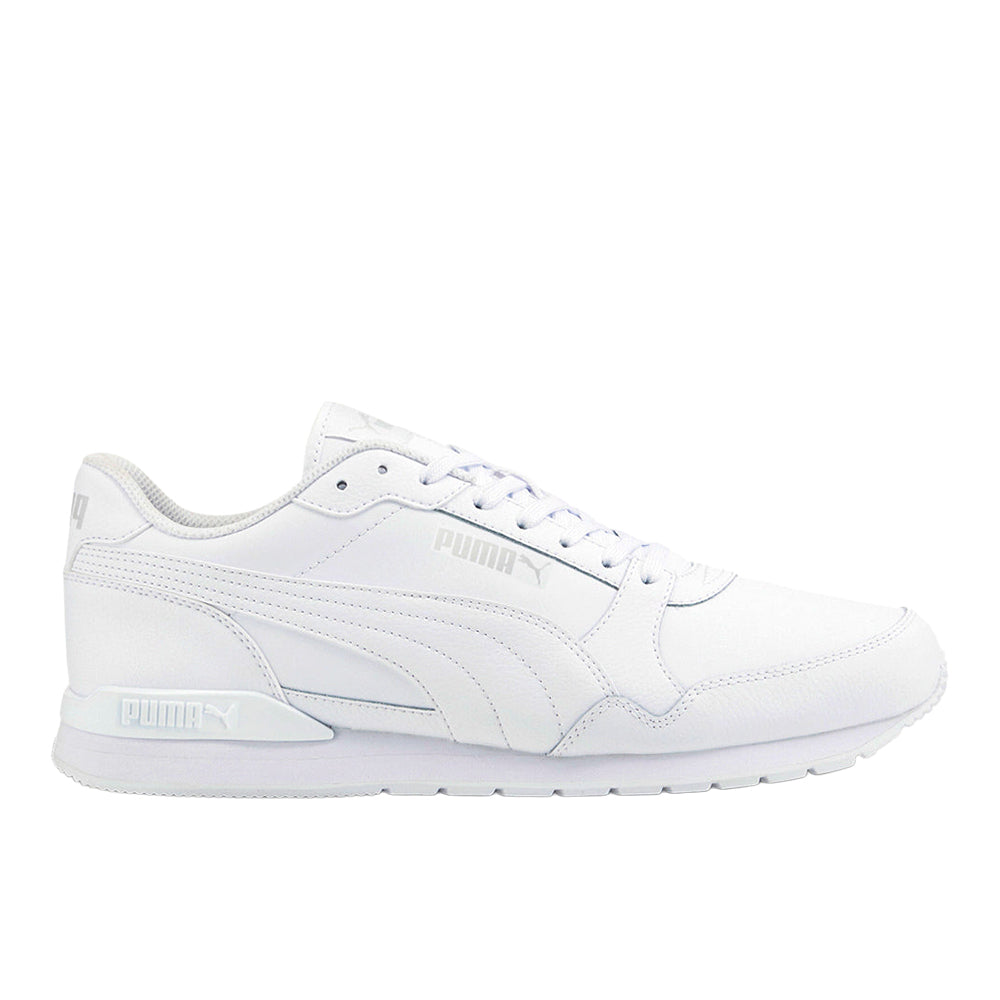 ST Runner V3 Lace Up Sneakers