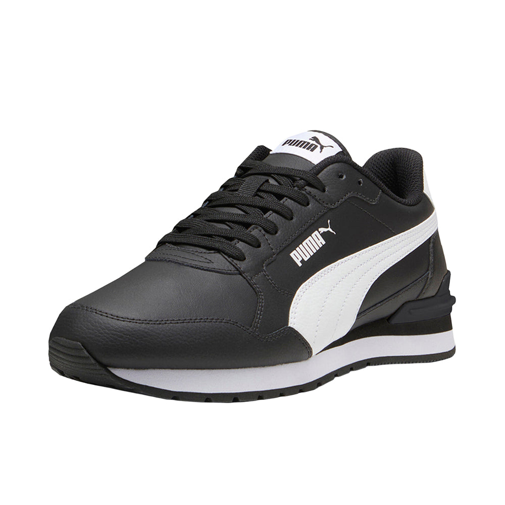 ST Runner v4 Leather Lace Up Sneakers