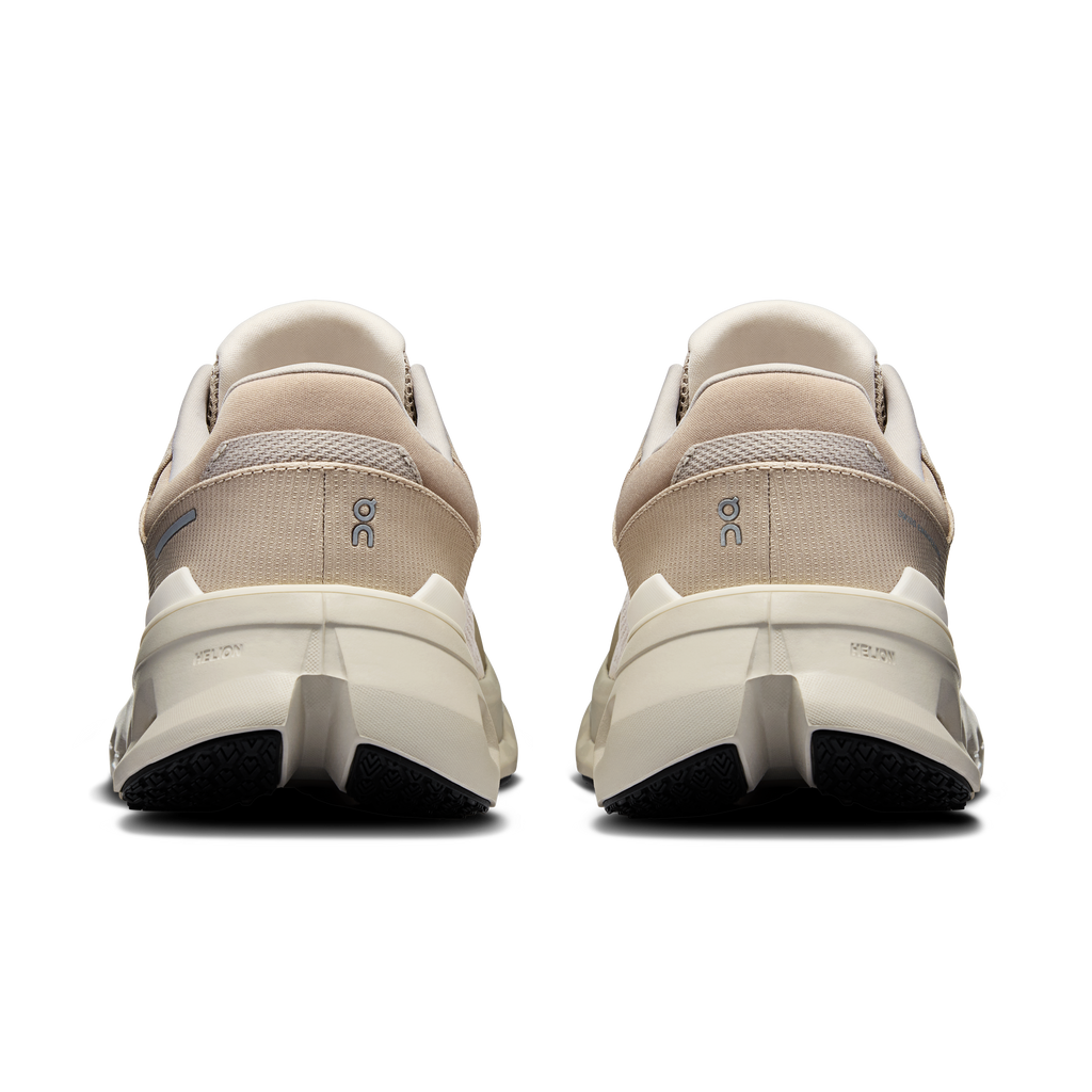 Men's Cloudrunner 2 in Pearl Desert