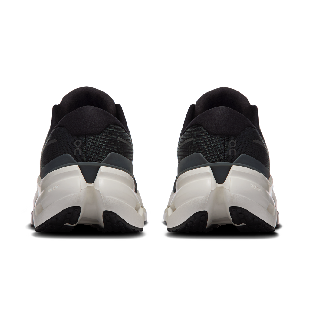 Men's Cloudrunner 3 in Black/Ivory