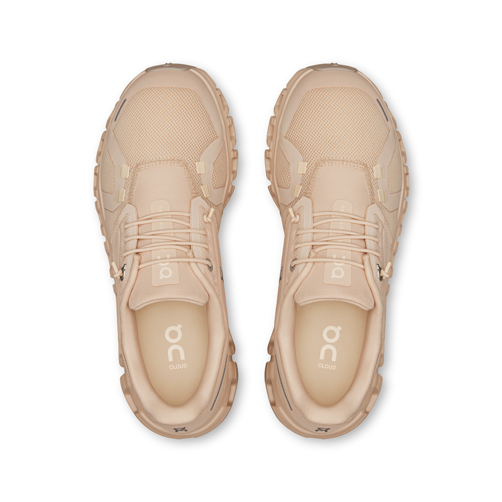 Women's Cloud 6 in Sand/Sand