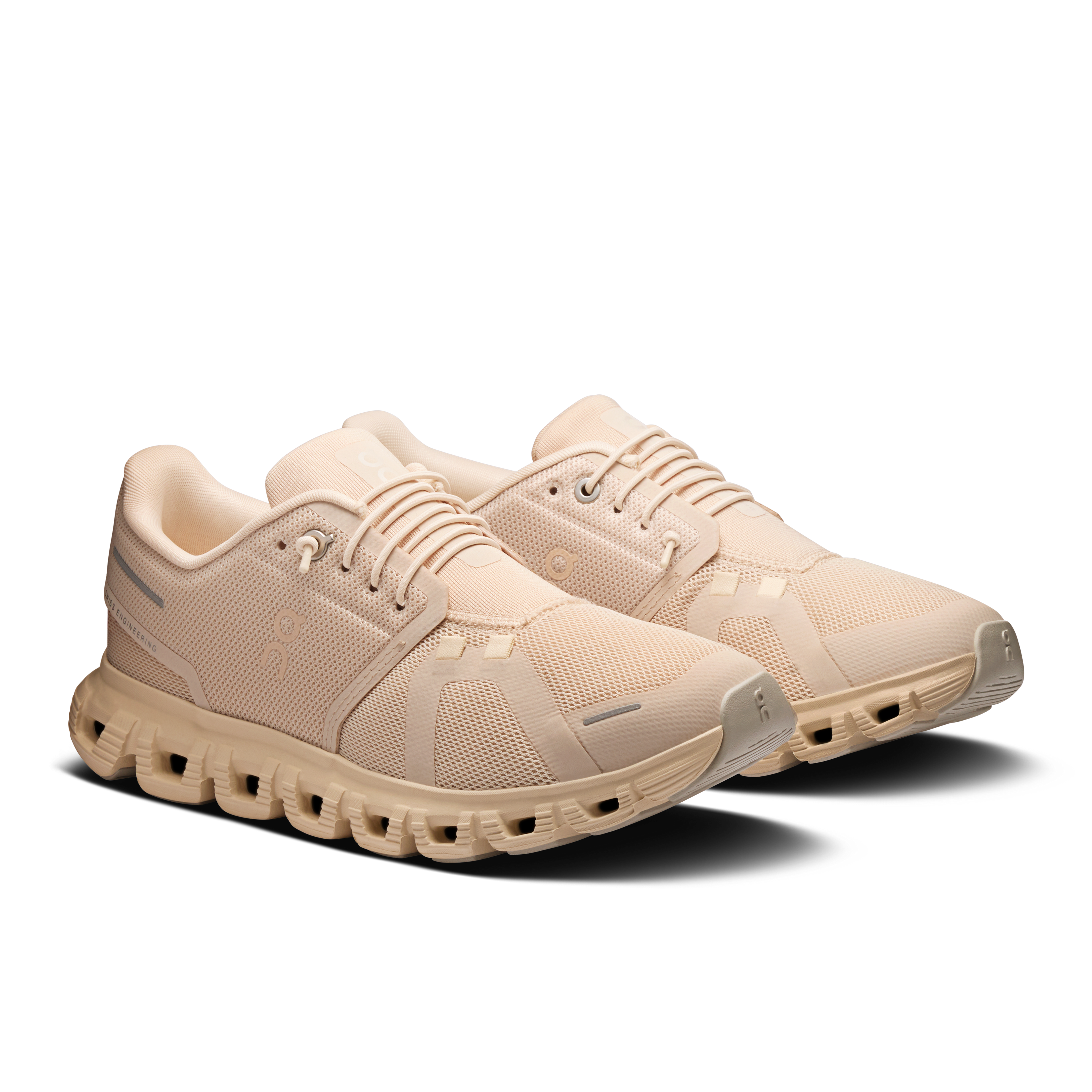 Women's Cloud 6 in Sand/Sand