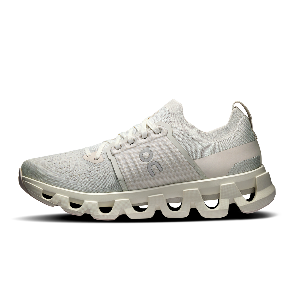Women's Cloudswift 4 in Wolf/Sand