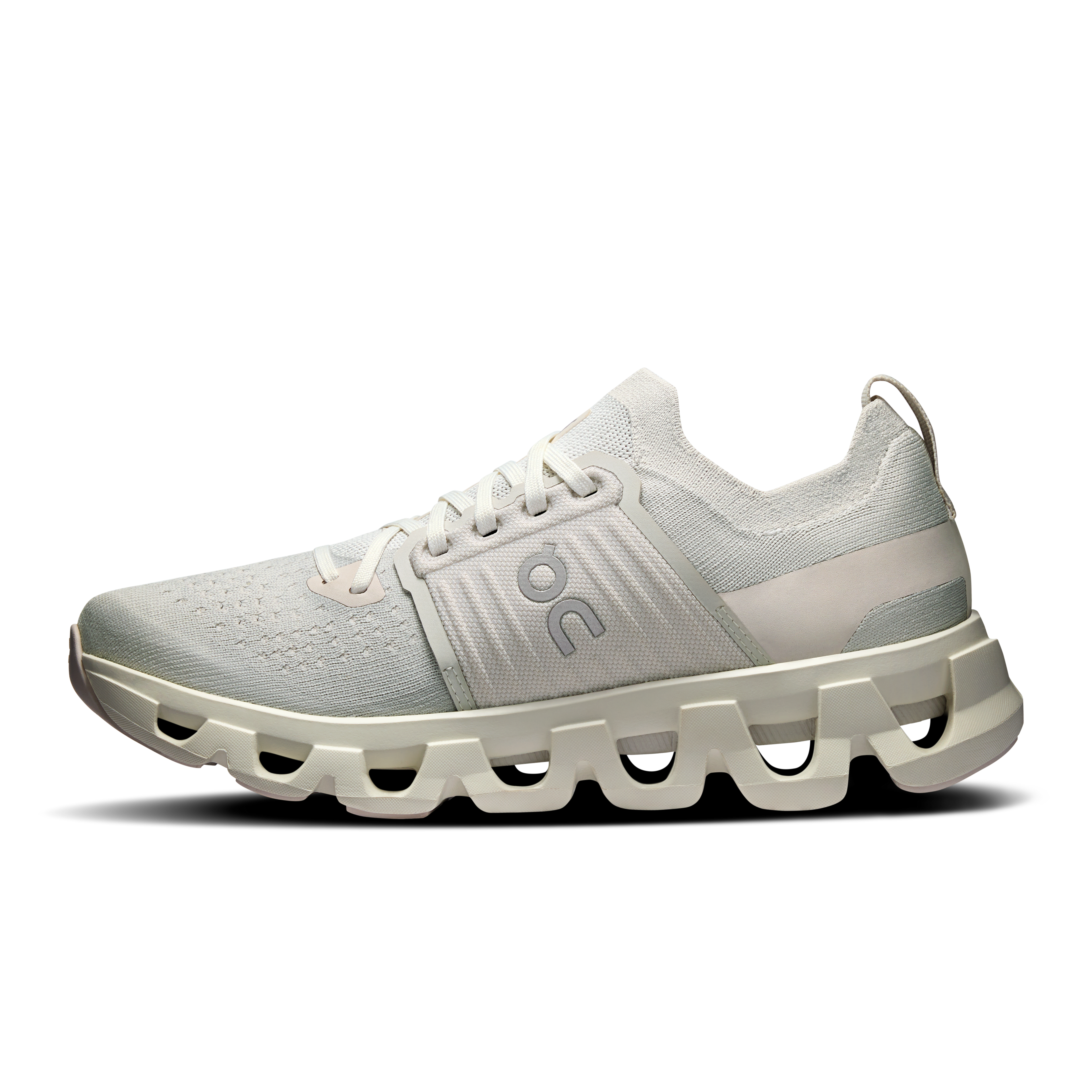Women's Cloudswift 4 in Wolf/Sand
