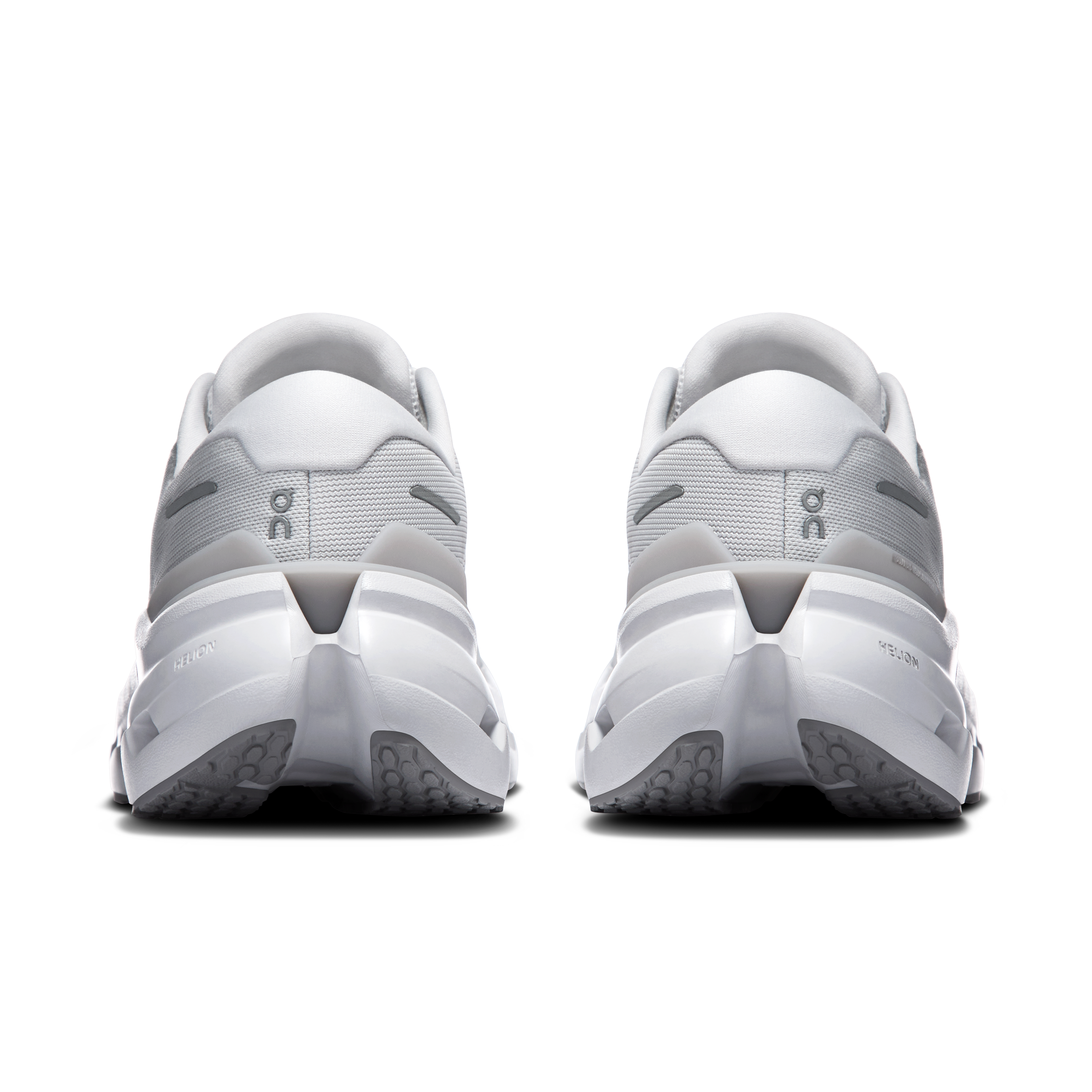 Women's Cloudrunner 3 in Frost/Glacier