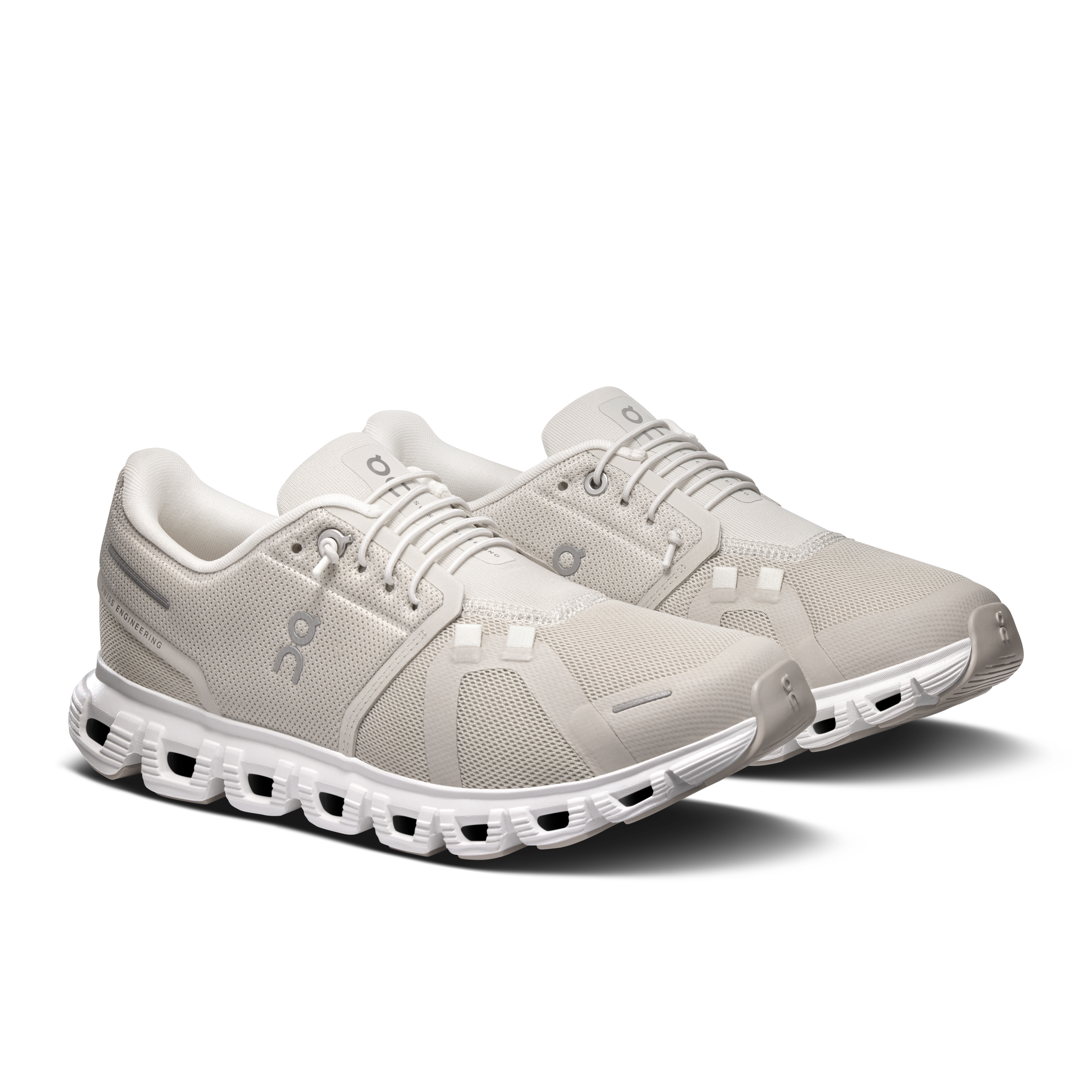 Women's Cloud 6 Wide in Pearl/White