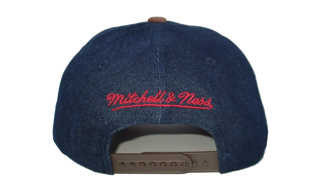 NBA Hardwood Classics D-Stressed Pro Snapback Cap "Cleveland Cavaliers - Dark Navy" HP9530 CCADKNY