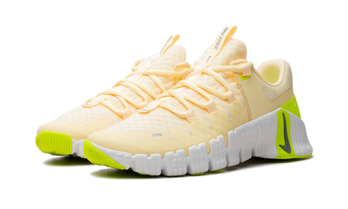 Free Metcon 5 WMNS"Citron Tint Volt" DV3950 800