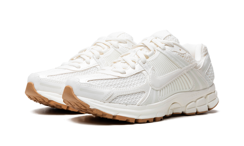 WMNS Zoom Vomero 5"SAIL GUM" HM5886 133