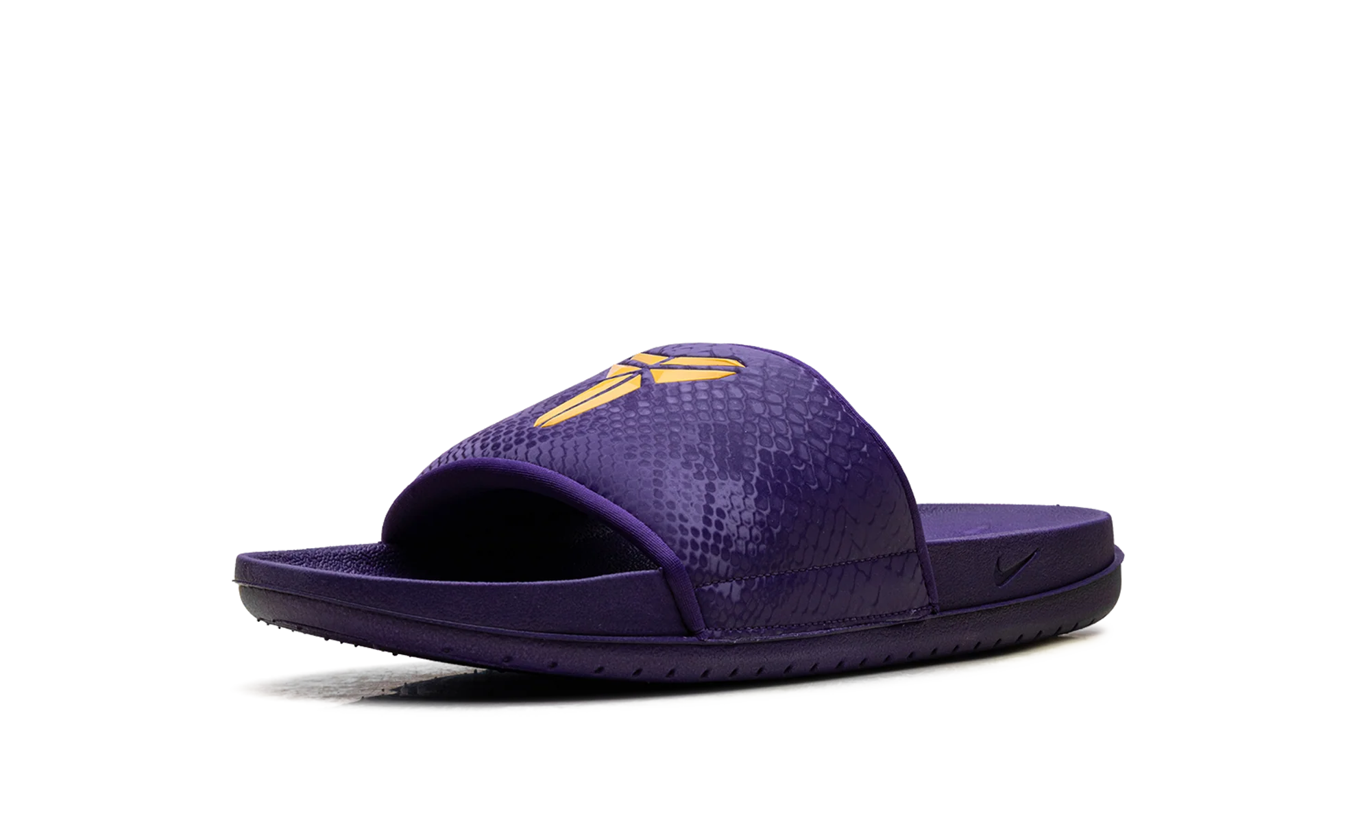 Kobe Offcourt Slide "Purple University Gold" IF2870 500