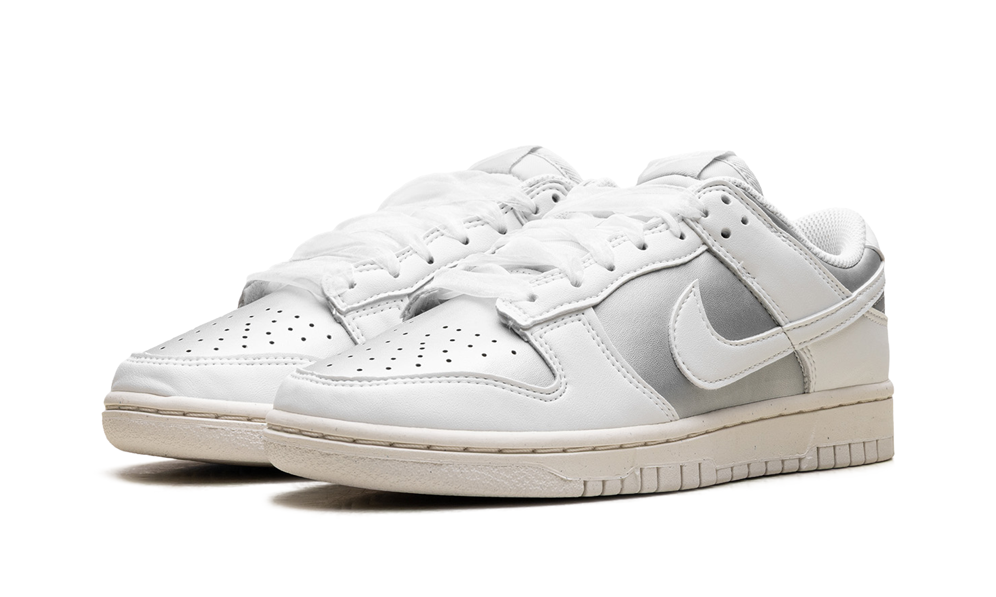Dunk Low Next Nature WMNS"Sheer Lace Pack - Metallic Platinum" IB7311 001