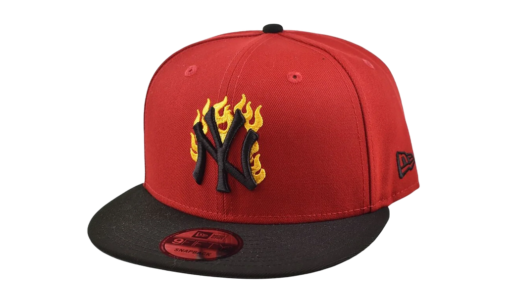 9FIFTY New York Yankees Flames Snapback "Scarlet / Black" 70947936