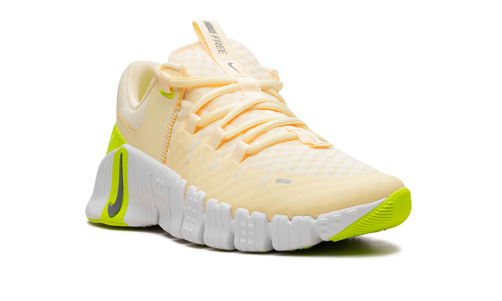 Free Metcon 5 WMNS"Citron Tint Volt" DV3950 800