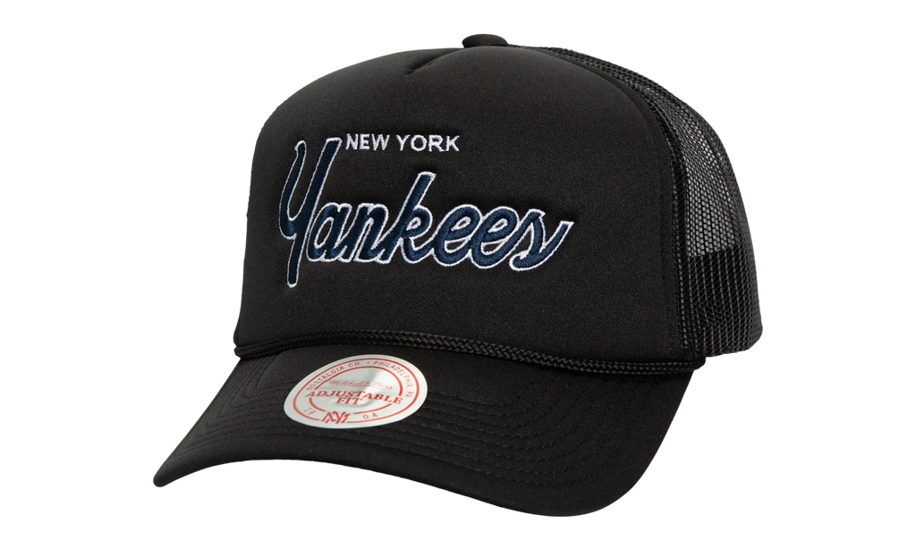 MLB Script Trucker Cap "New York Yankees - Black" HT8215 NYYBLCK