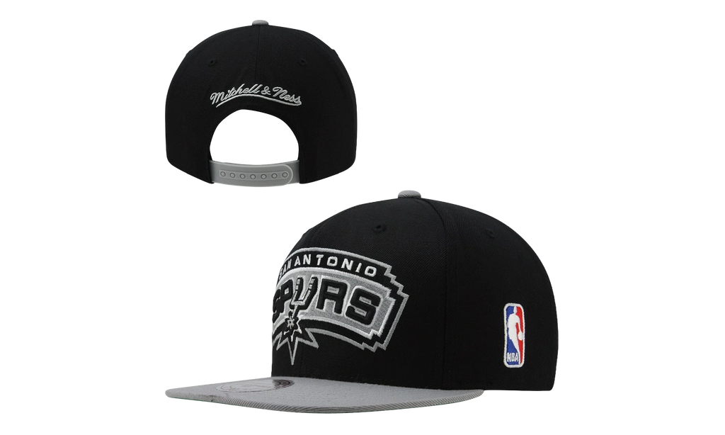 NBA XL Logo 2-Tone Snapback "San Antonio Spurs - Black" NM04ZMTC5SPURS