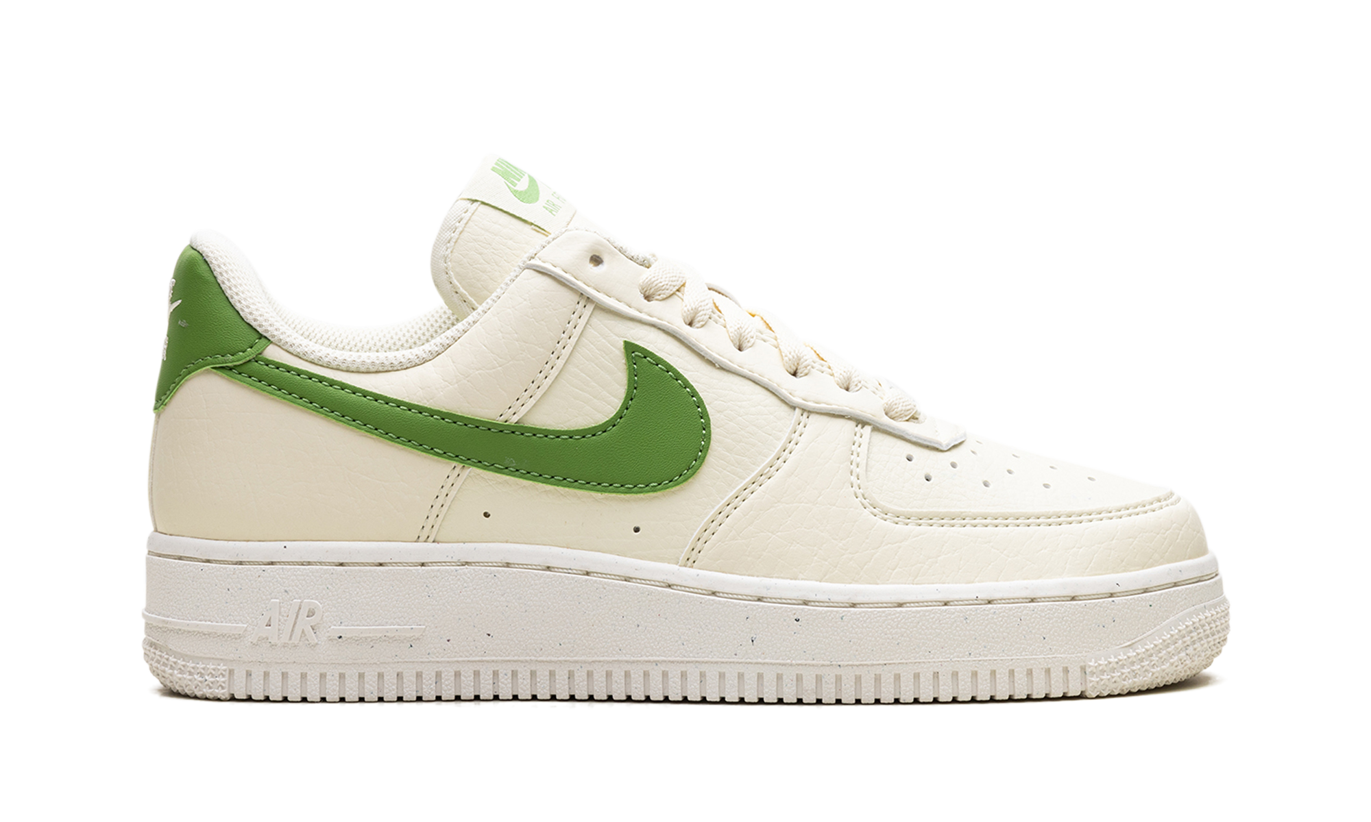 AIR FORCE 1'07 LO WMNS"COCONUT MILK" DV3808 102