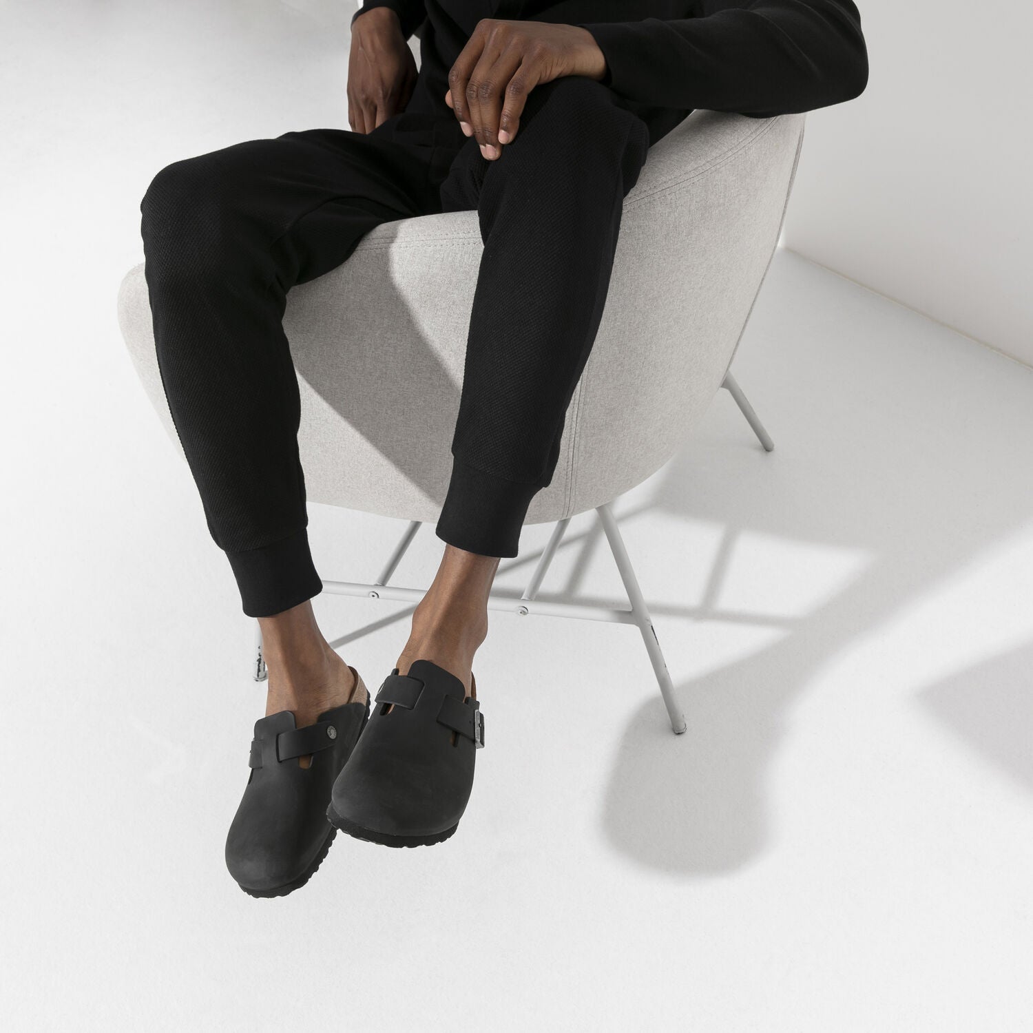 Boston Oiled Leather in Black