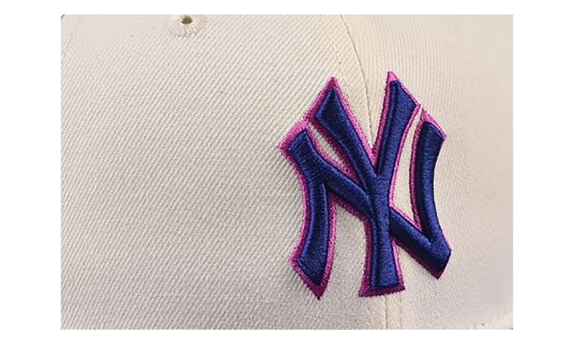 9FIFTY New York Yankees World Series Color Changing Snapback "Purple / Pink" 60750453