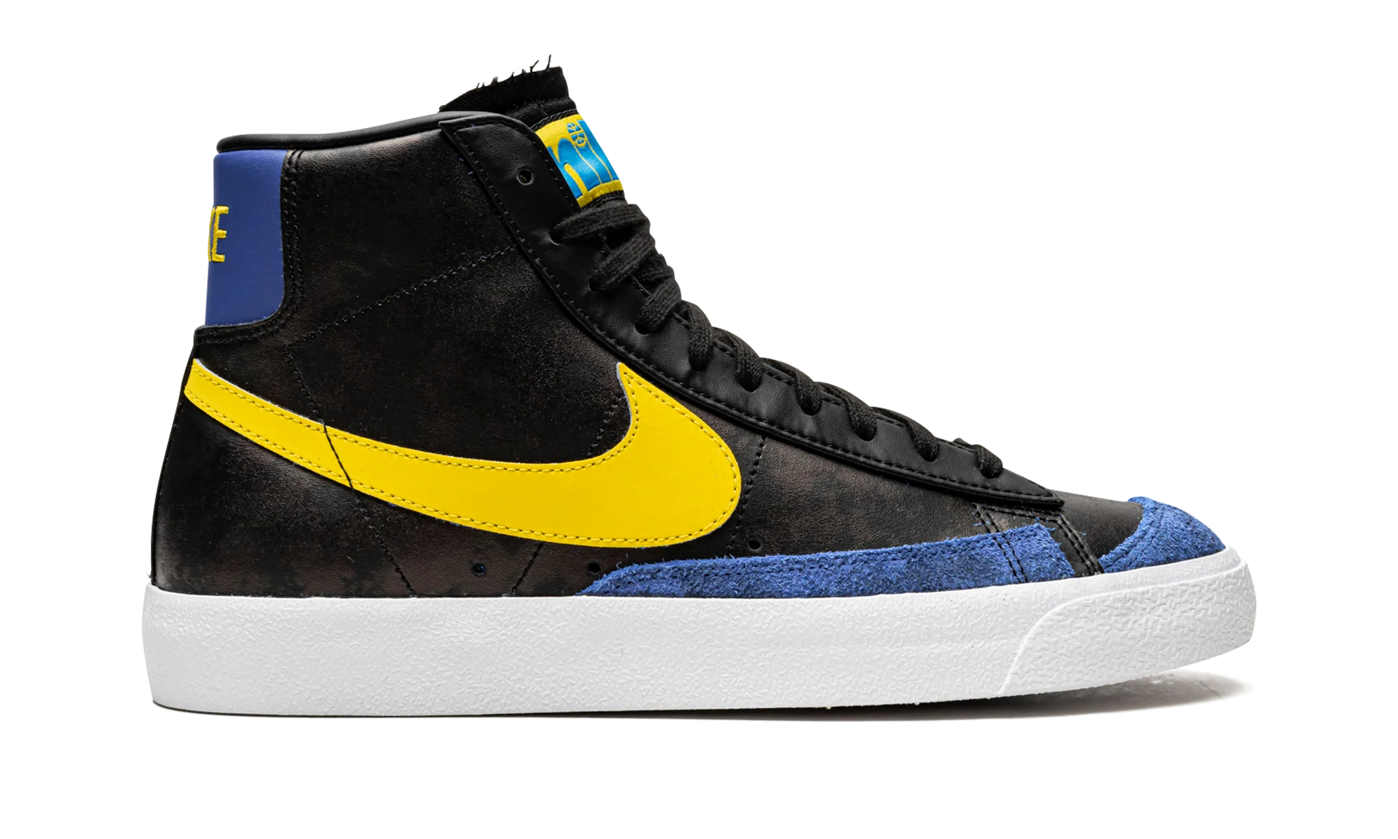 Blazer Mid '77 "Peace Love and Basketball" DC1414 001