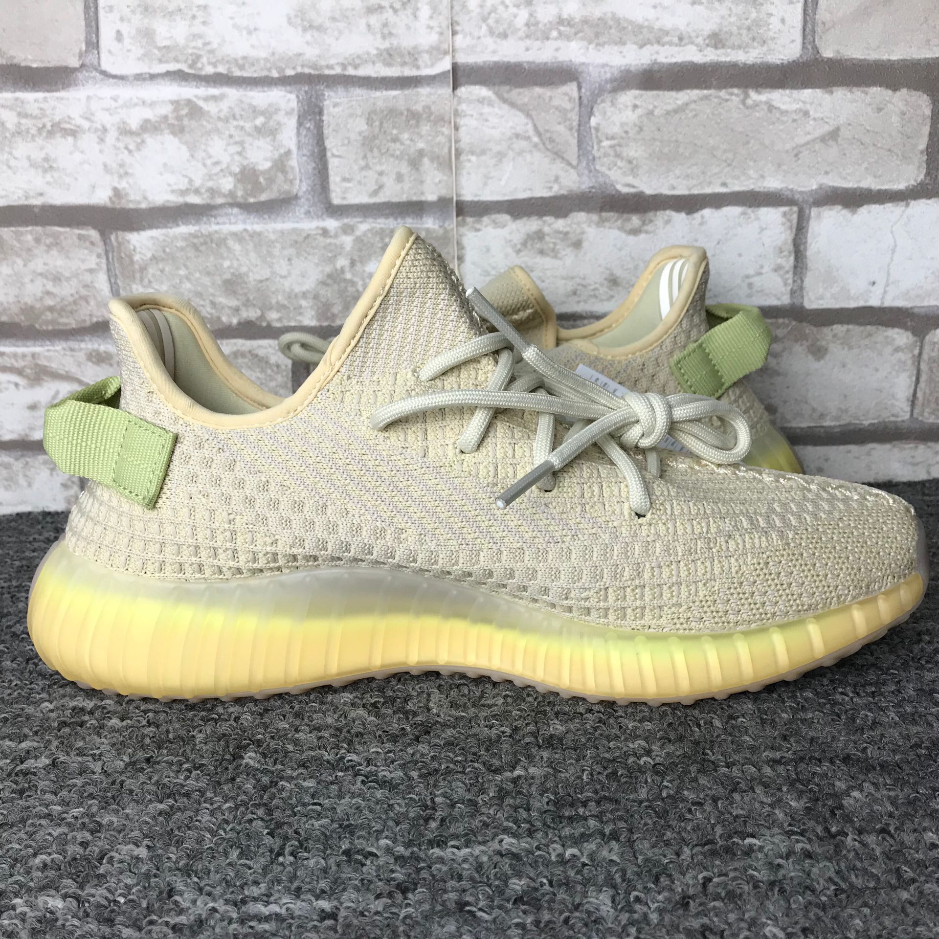 Boost 350 V2 Flax