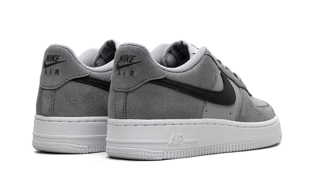 Air Force 1 GS "Smoke grey" IQ2743 001