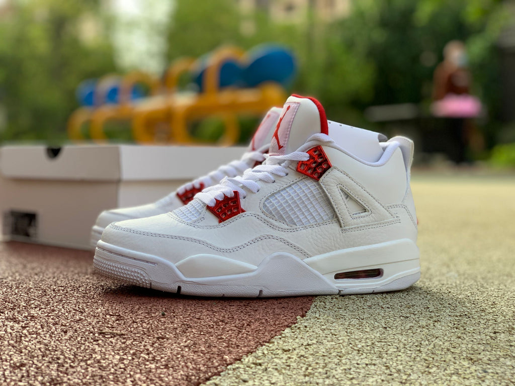 4 Retro Metallic Red