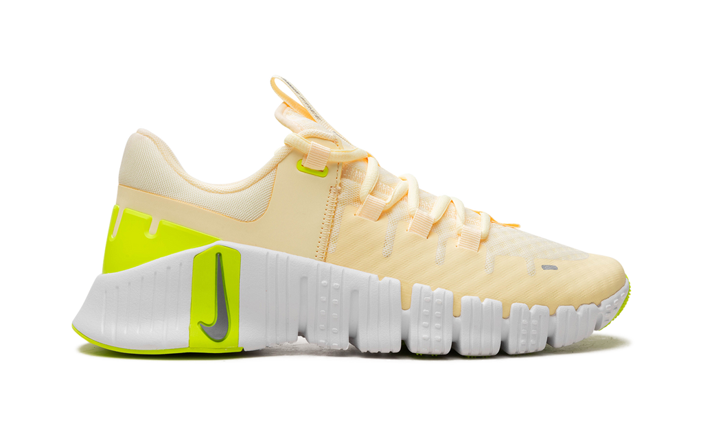 Free Metcon 5 WMNS"Citron Tint Volt" DV3950 800