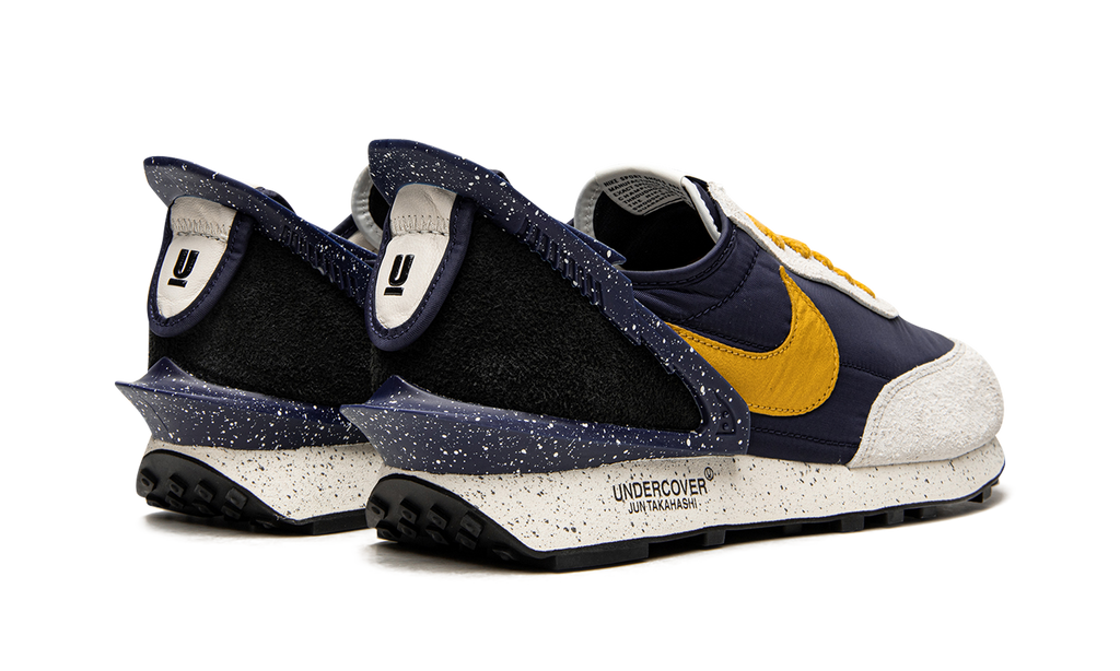 DAYBREAK UNDERCOVER WMNS"Obsidian" CJ3295 400