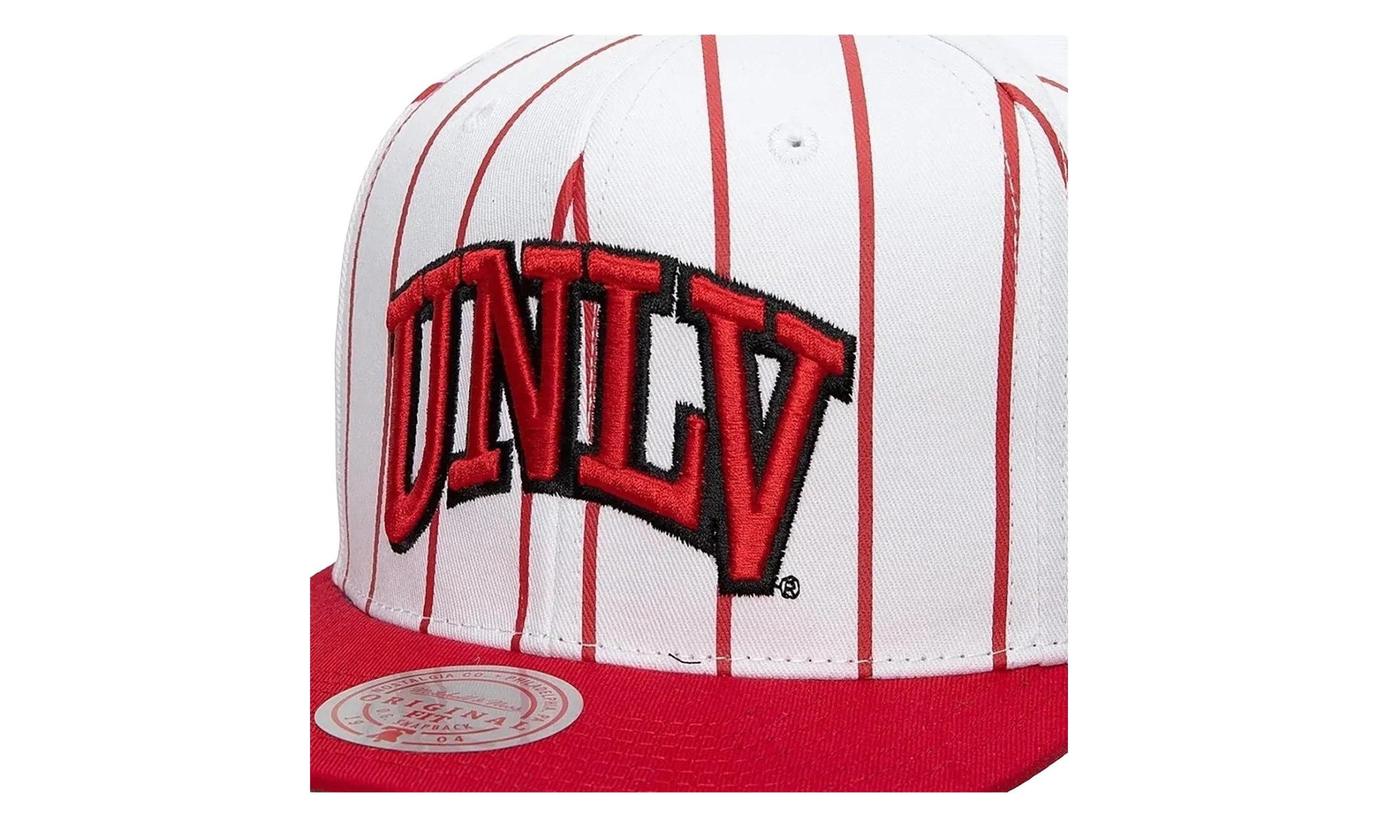 NCAA Retro Pinstripe Snapback Cap "UNLV Rebels - White" HHSS3473 LVEYYPPPWHIT