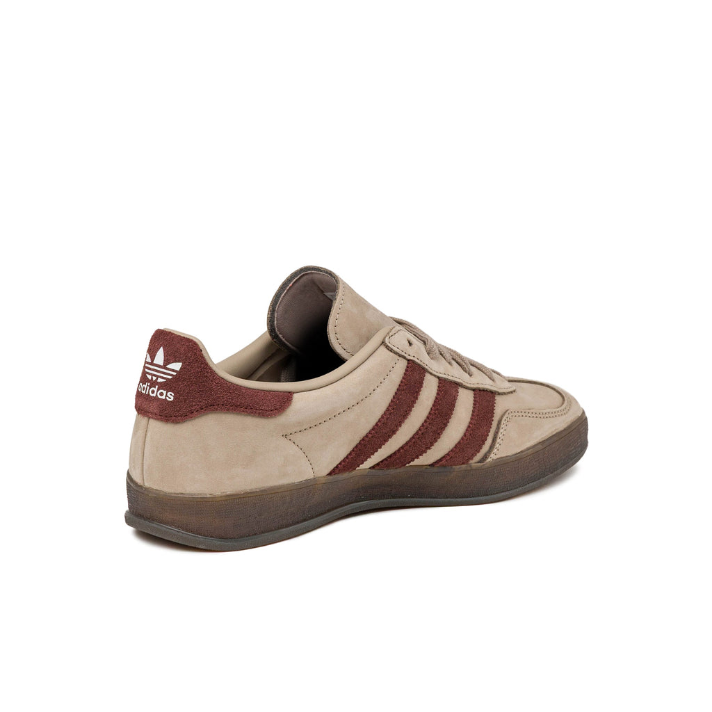 Gazelle Indoor